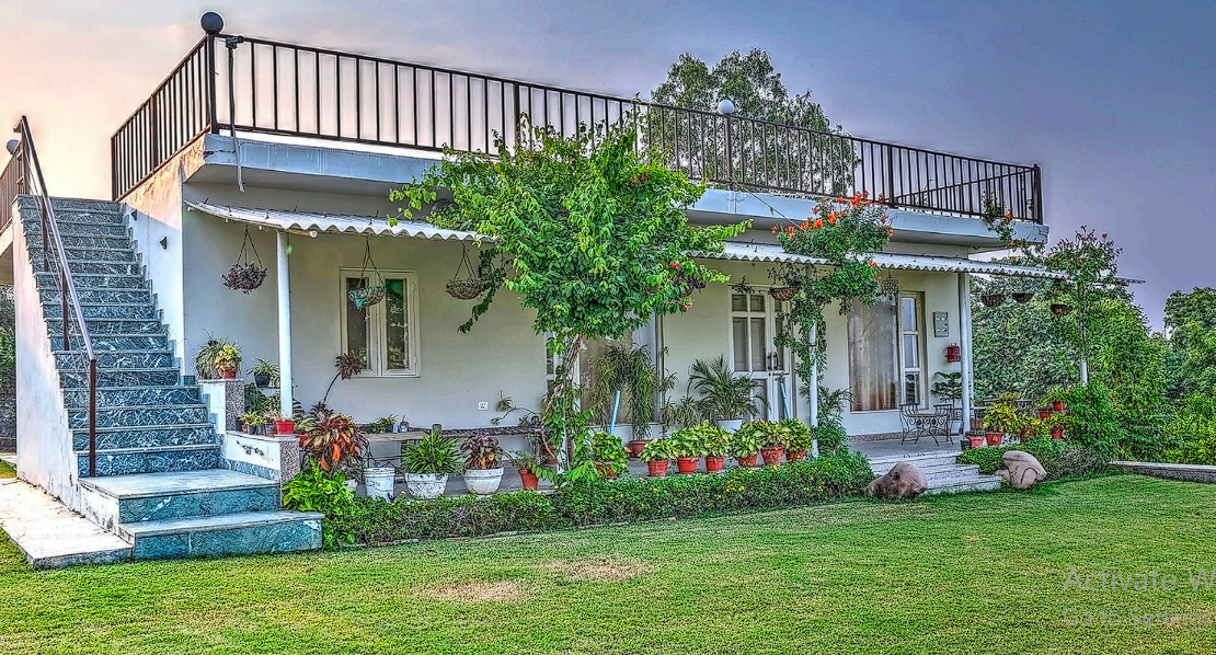 Aravale Farm | Pet-friendly 4-BHK Farmhouse With Private Pool, 2-Acre Lush Garden & Aravali Views